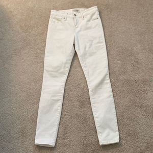 Lucky Brand White Jeans Size 0/25 Ava Skinny